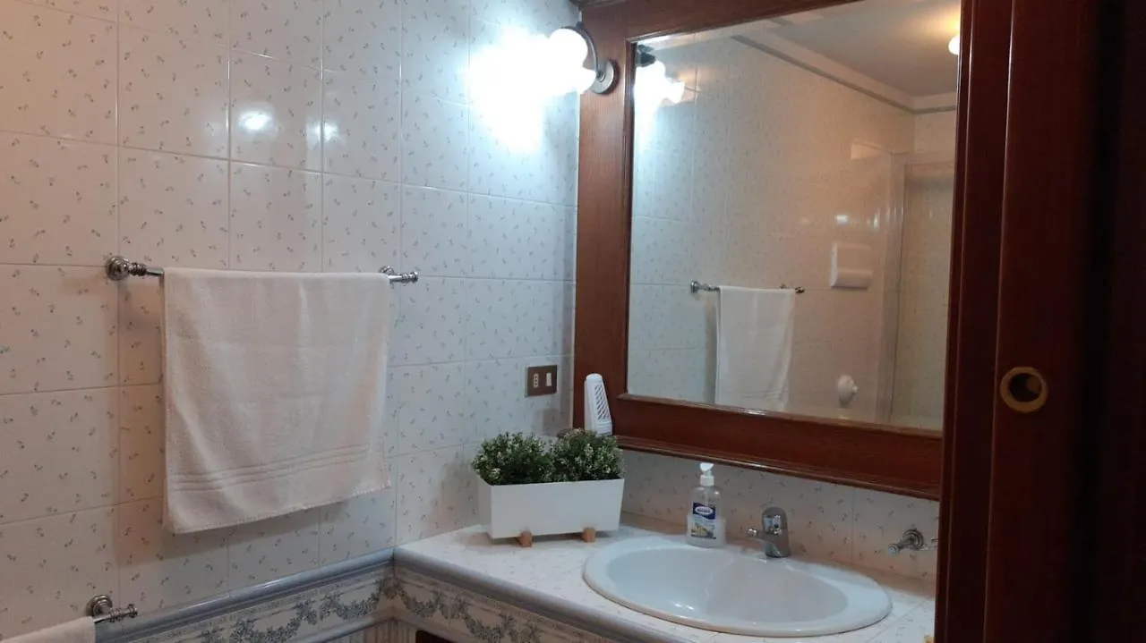 Casa Vacanze Chiara Terrasini 0*,  Italien